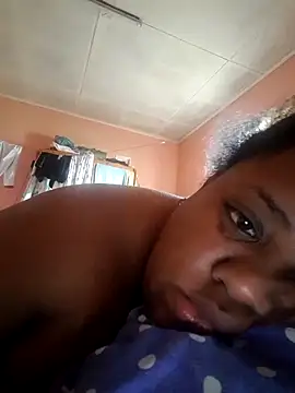 Karamelsaus online show from October 17, 2025, 8:00 pm