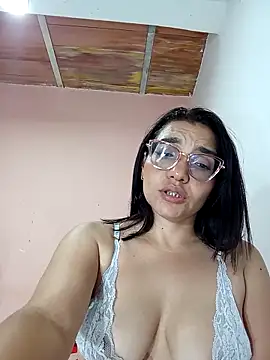 Sensual Anyelie online show from September 19, 2025, 9:22 am