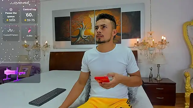 Snapshot of Valentiinoss chatting on February 11, 2026, 8:47 pm Valentiinoss online show from February 11, 2026, 8:47 pm