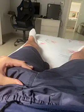 Novinho16cmz online show from September 22, 2025, 3:47 pm