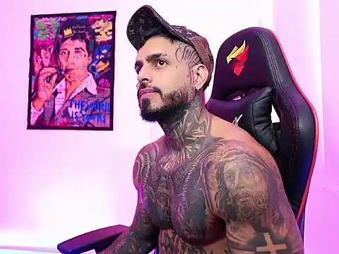 logan hugh8 online show from October 16, 2025, 6:42 pm