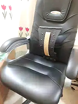 Nupur12s online show from October 15, 2025, 5:18 am