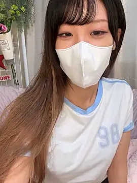 Snapshot of emiiiii1001 chatting on September 18, 2025, 3:08 am emiiiii1001 online show from September 18, 2025, 3:08 am