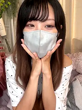 Snapshot of emiiiii1001 chatting on September 26, 2025, 5:11 am emiiiii1001 online show from September 26, 2025, 5:11 am