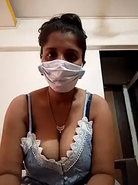 Love Foreverr12 online show from October 16, 2025, 4:46 am