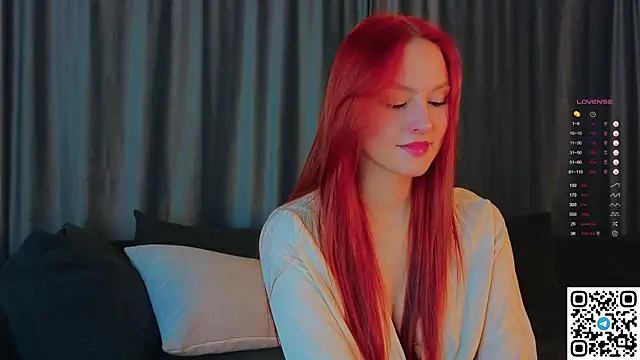 GildedKitten online show from October 2, 2025, 5:53 pm