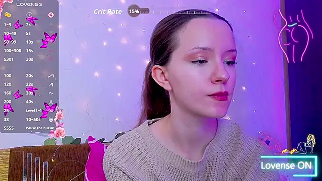 BellaVelure666 online show from September 16, 2025, 6:42 pm