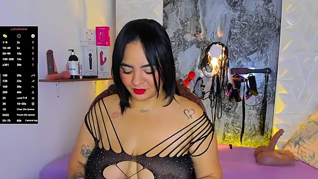 Luciana r online show from February 19, 2026, 1:29 pm