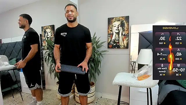 Snapshot of emilio_brandon chatting on November 2, 2025, 11:12 am emilio brandon online show from November 2, 2025, 11:12 am