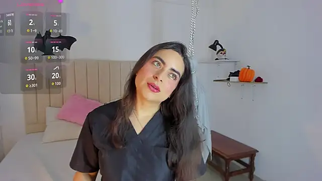 sashaa petit online show from October 27, 2025, 11:25 am