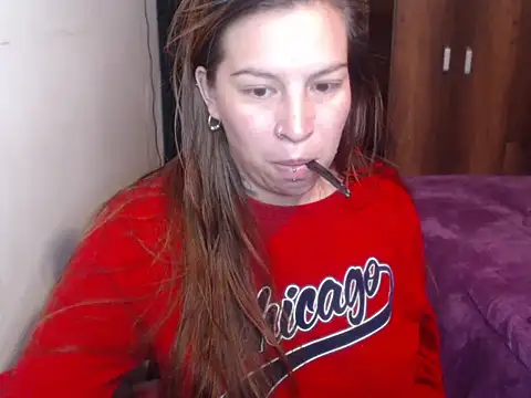 cloequeen15 online show from March 7, 2026, 2:08 am