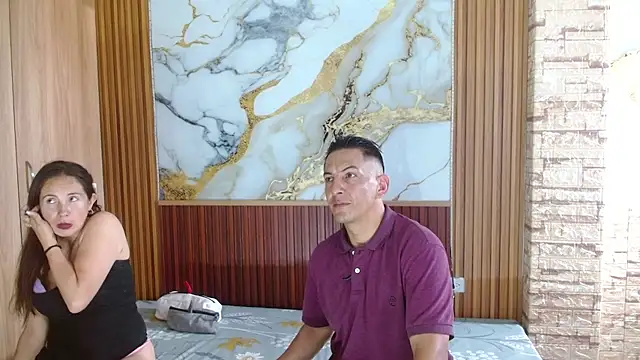 mollyandsam303av online show from February 4, 2026, 6:36 pm