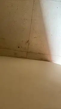 longfuckk online show from December 2, 2025, 5:46 am