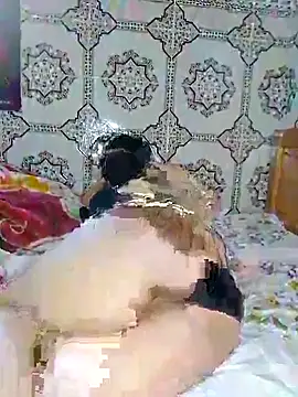 Snapshot of Forla-40 chatting on November 7, 2025, 4:40 pm Forla-40 online show from November 7, 2025, 4:40 pm