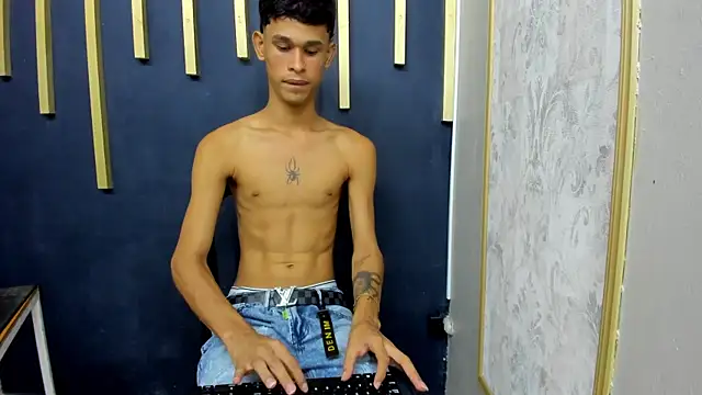 Just D4v7 online show from September 16, 2025, 7:04 pm