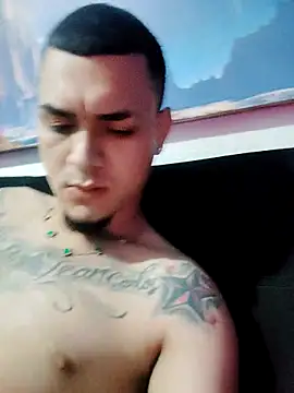 gaeldavid online show from September 24, 2025, 10:57 pm