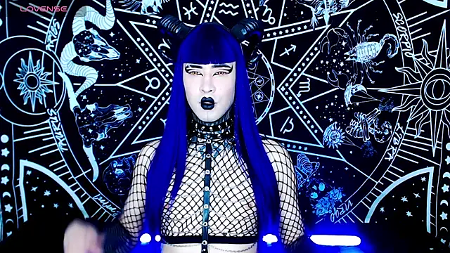 naomi satan online show from October 2, 2025, 11:23 pm