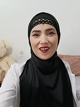 Snapshot of jamila_zair chatting on June 4, 2026, 2:23 pm jamila zair online show from June 4, 2026, 2:23 pm