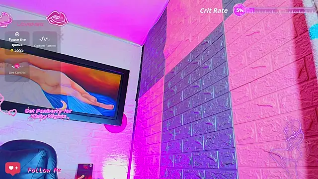 kiim katta01 online show from November 30, 2025, 7:12 am