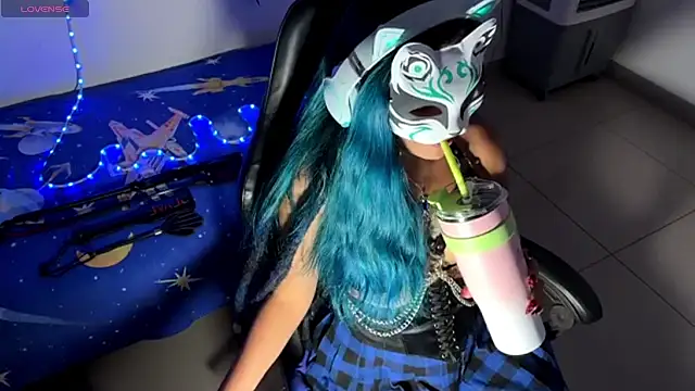 Snapshot of bluesubmissive chatting on October 21, 2025, 3:40 am bluesubmissive online show from October 21, 2025, 3:40 am