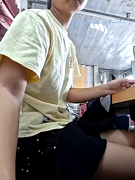 Snapshot of irina_hana chatting on October 1, 2025, 1:00 am irina hana online show from October 1, 2025, 1:00 am