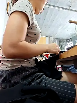 Snapshot of irina_hana chatting on October 27, 2025, 1:20 am irina hana online show from October 27, 2025, 1:20 am