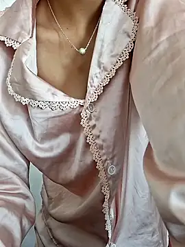 Snapshot of irina_hana chatting on November 14, 2025, 2:43 am irina hana online show from November 14, 2025, 2:43 am