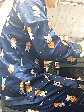 Snapshot of irina_hana chatting on December 5, 2025, 12:52 am irina hana online show from December 5, 2025, 12:52 am