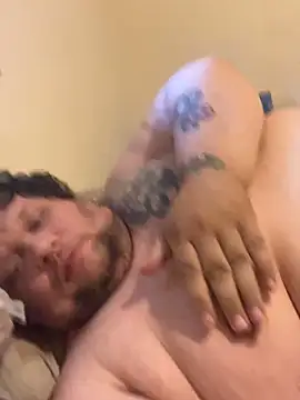 Snapshot of Phill1941 chatting on October 11, 2025, 9:57 pm Phill1941 online show from October 11, 2025, 9:57 pm