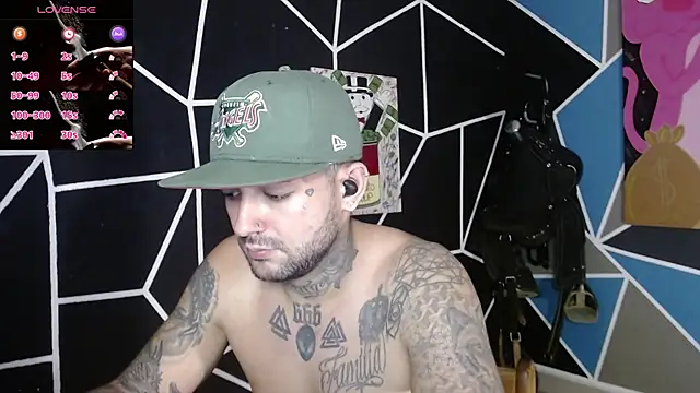 nicolastorres99 online show from October 24, 2025, 2:52 am