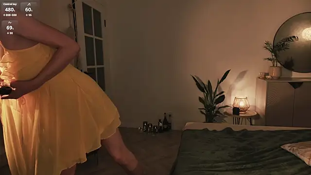 Snapshot of NinaNightt chatting on September 15, 2025, 7:47 pm NinaNightt online show from September 15, 2025, 7:47 pm