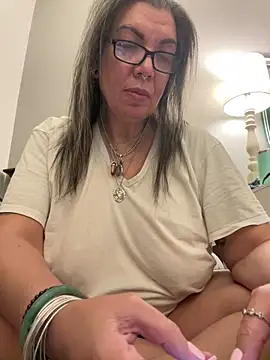 dieseldame1313 online show from January 8, 2025, 12:38 am