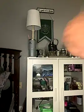 dieseldame1313 online show from October 10, 2025, 4:44 am