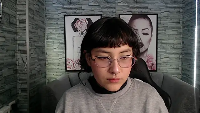 Shizuko b online show from September 10, 2025, 3:06 am