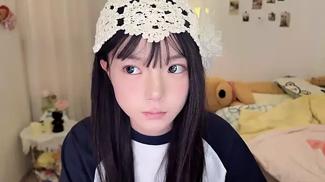 Momo-xx online show from January 7, 2026, 12:46 am