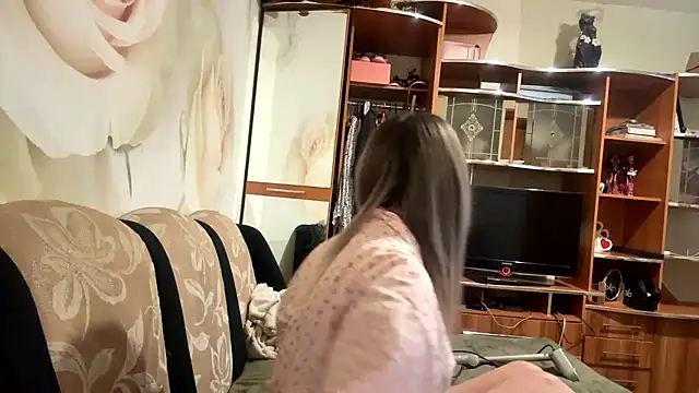 Snapshot of Aglaya228 chatting on April 10, 2026, 3:50 pm Aglaya228 online show from April 10, 2026, 3:50 pm