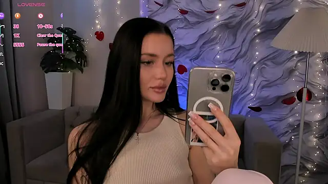 Aria Mila online show from February 18, 2026, 11:17 am