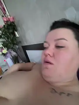 SunnyLeila2101 online show from February 22, 2026, 4:57 am