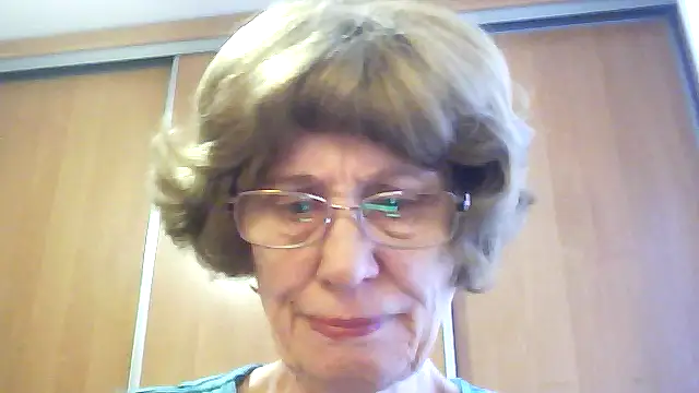 Anna72233 online show from September 8, 2025, 2:49 pm