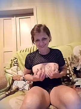 MariannaSky471 online show from December 19, 2025, 3:30 pm