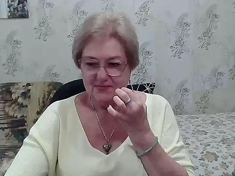 Renata62011 online show from October 19, 2025, 12:06 pm