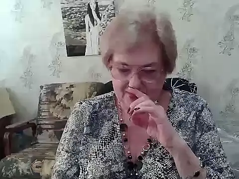 Renata62011 online show from April 16, 2026, 11:44 am