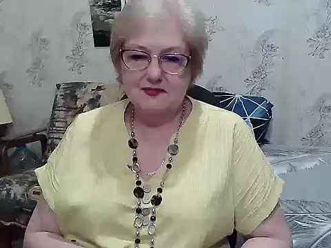 Snapshot of Renata62011 chatting on June 18, 2026, 11:58 am Renata62011 online show from June 18, 2026, 11:58 am