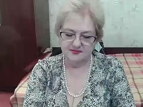 Snapshot of Renata62011 chatting on July 12, 2026, 1:13 pm Renata62011 online show from July 12, 2026, 1:13 pm