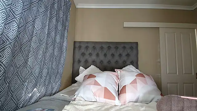 Snapshot of nanababe1 chatting on March 1, 2026, 11:12 am nanababe1 online show from March 1, 2026, 11:12 am