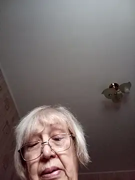 Anatolia5961 online show from April 15, 2026, 3:35 am