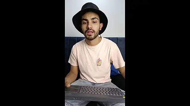 Snapshot of JuanchoAfpa chatting on October 28, 2025, 2:26 am JuanchoAfpa online show from October 28, 2025, 2:26 am