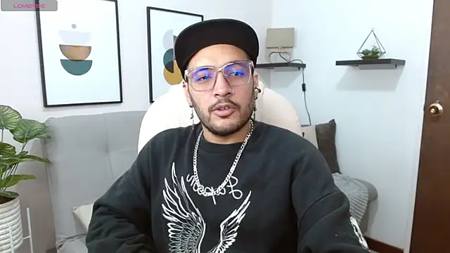   Damian    online show from October 29, 2025, 1:08 am