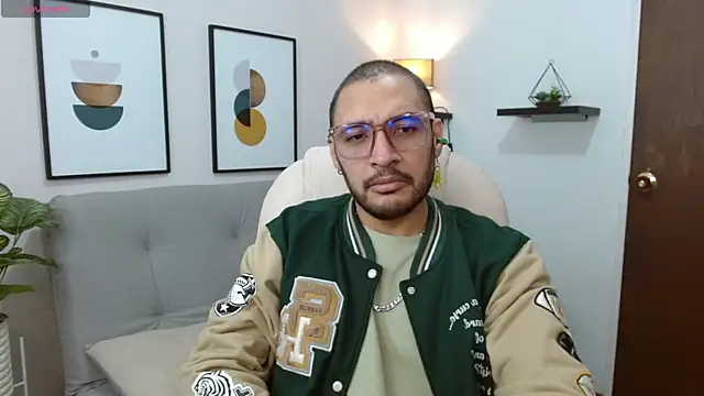   Damian    online show from October 29, 2025, 11:50 pm