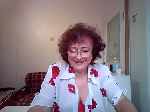 Julia54391 online show from September 18, 2025, 10:39 am